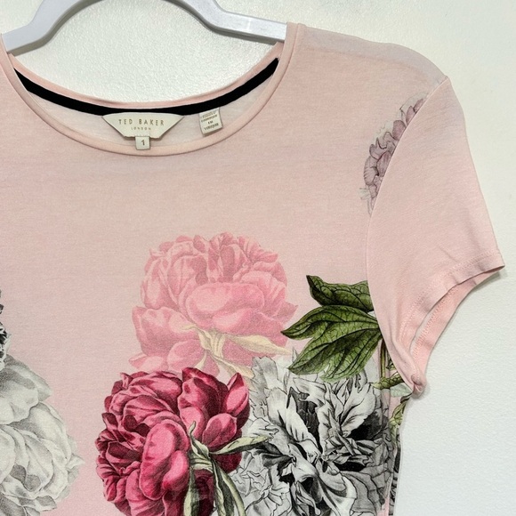 Ted Baker London Eeidan Palace Garden Floral Chevron Fitted Tee Shirt - Picture 3 of 13